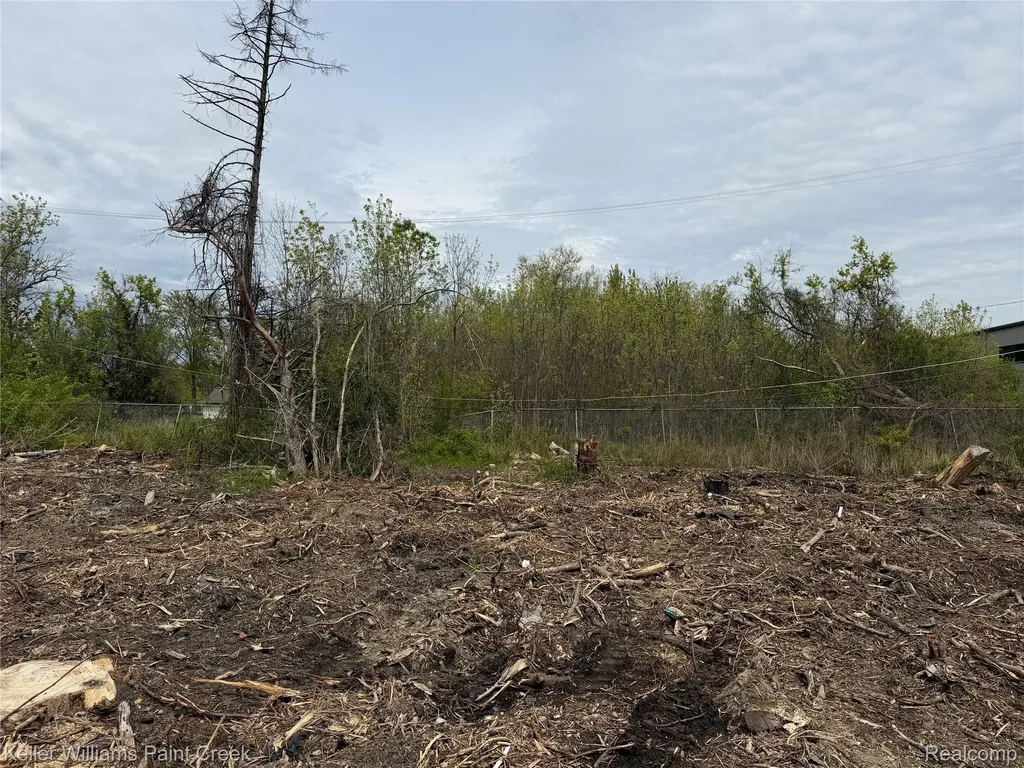 22477 15 Mile Road Clinton Charter Township MI 48035