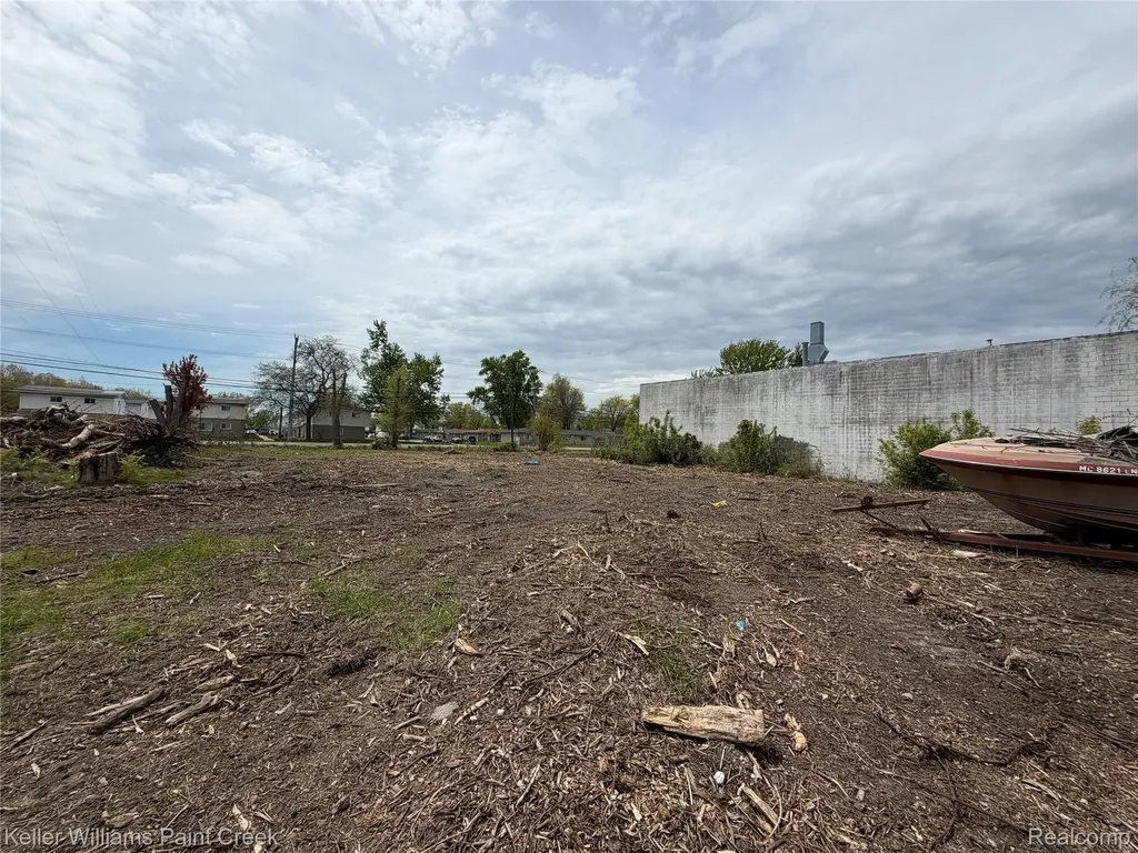22477 15 Mile Road Clinton Charter Township MI 48035