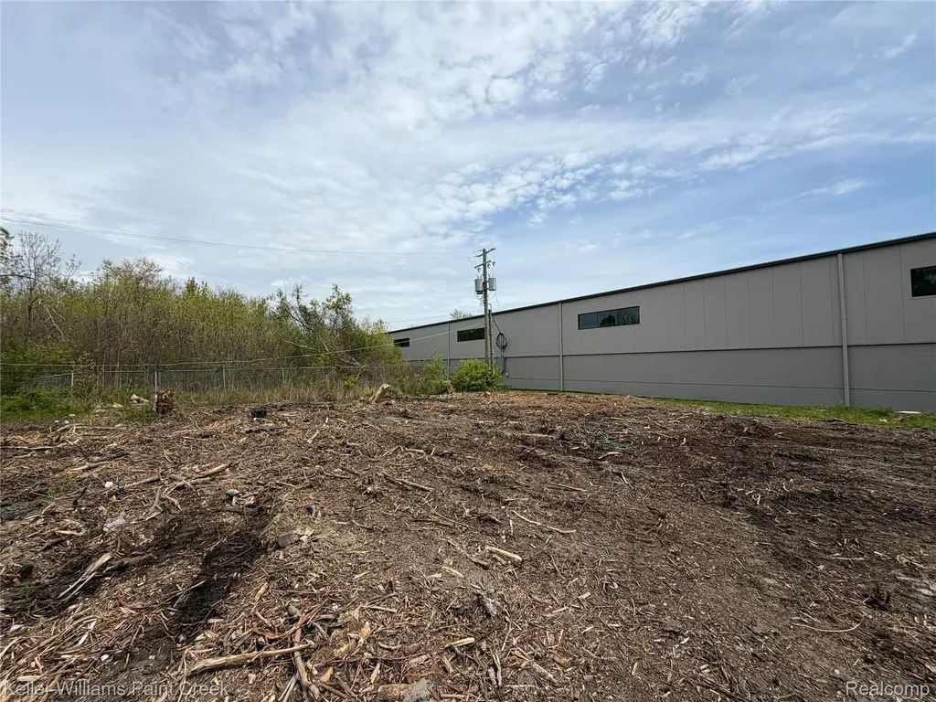 22477 15 Mile Road Clinton Charter Township MI 48035