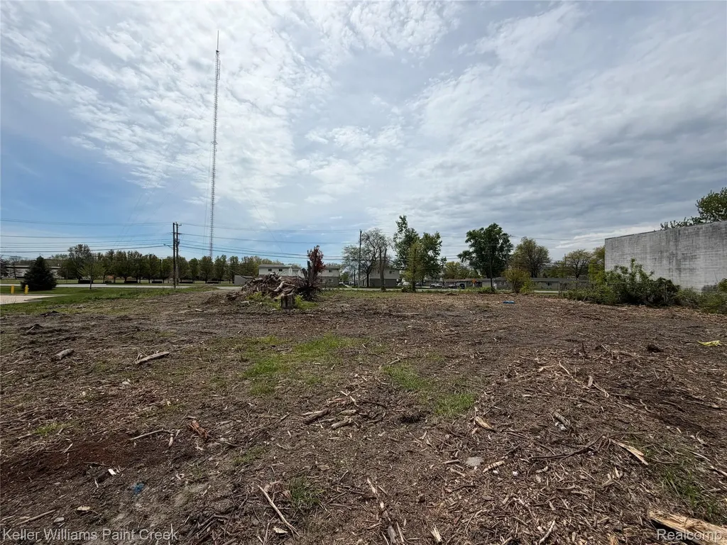 22477 15 Mile Road Clinton Charter Township MI 48035