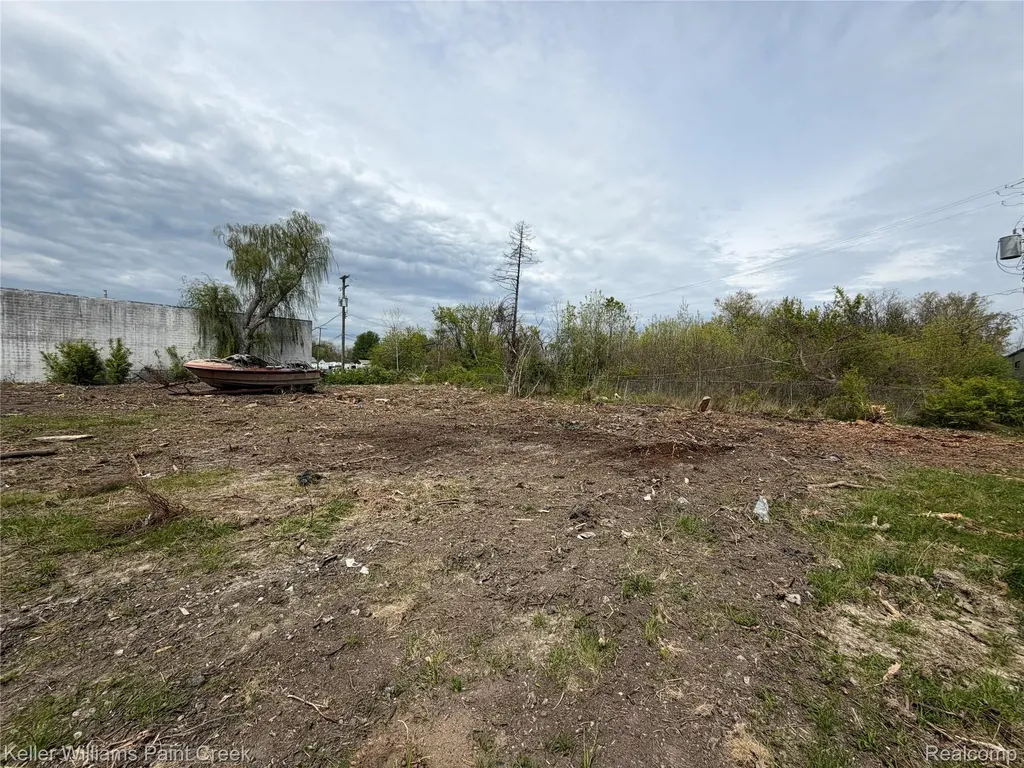 22477 15 Mile Road Clinton Charter Township MI 48035