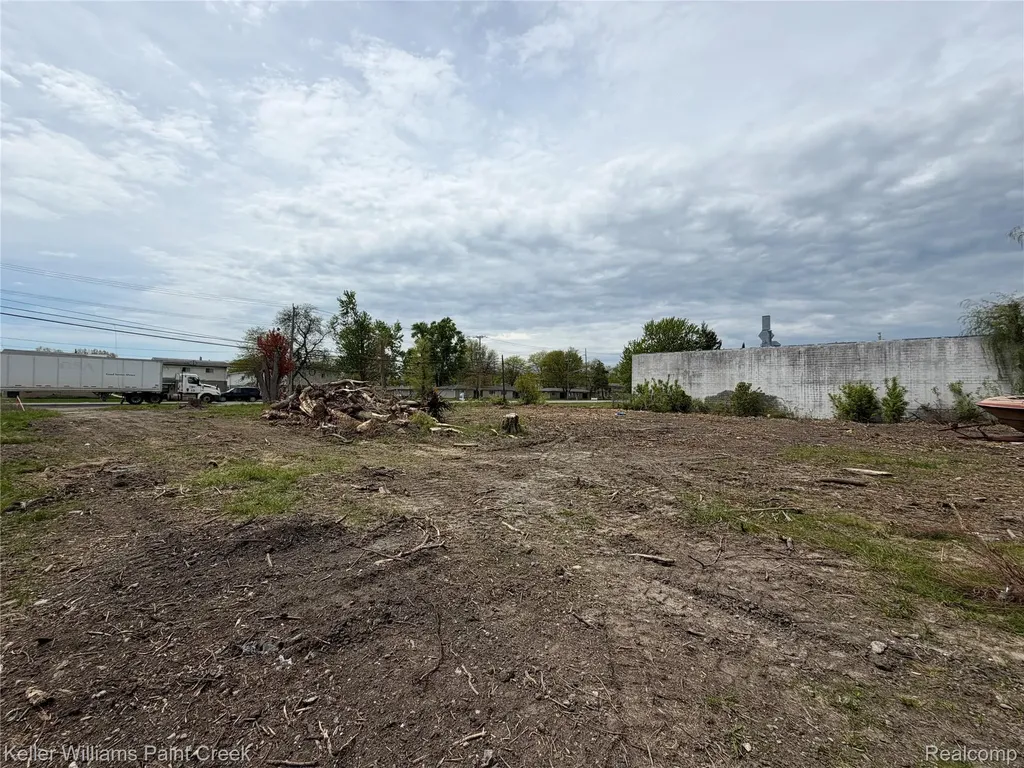 22477 15 Mile Road Clinton Charter Township MI 48035