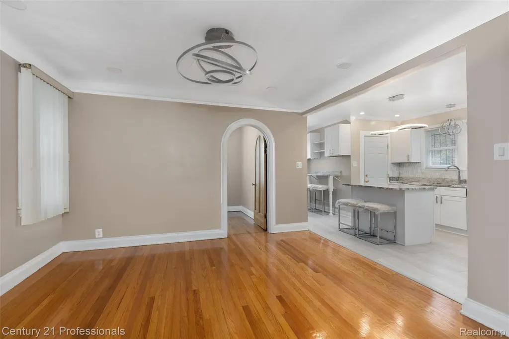 3322 Leslie Street Detroit City MI 48238