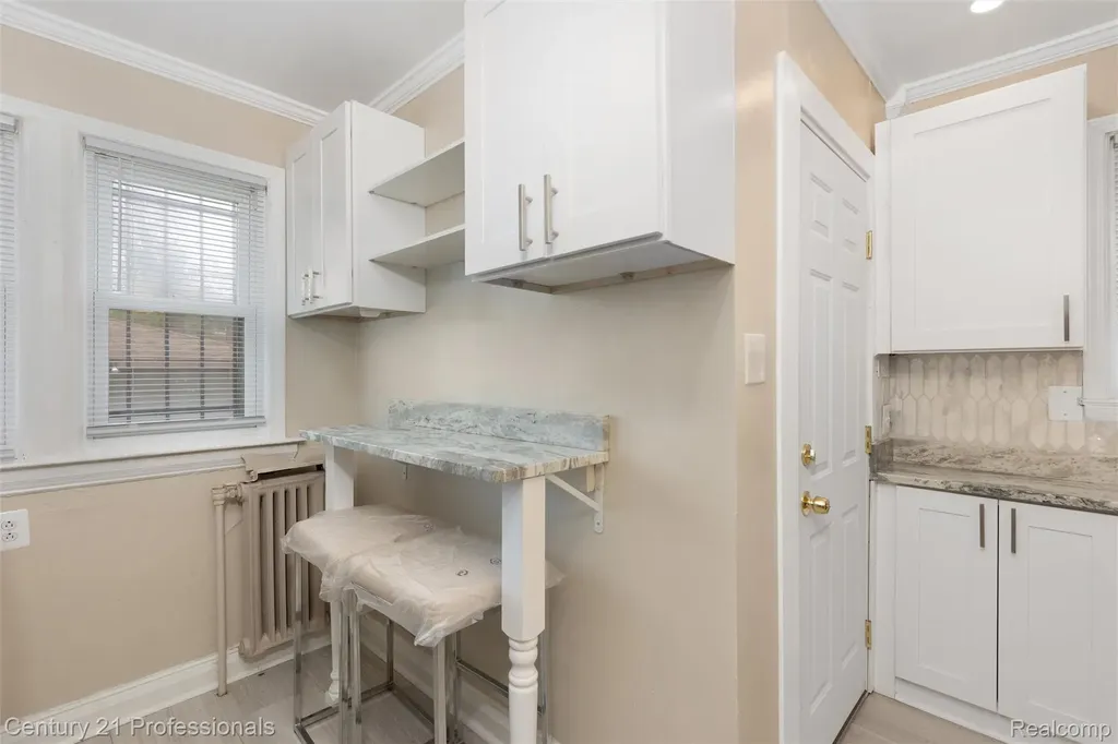 3322 Leslie Street Detroit City MI 48238