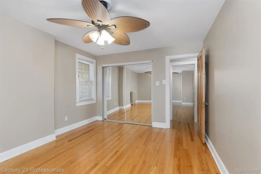 3322 Leslie Street Detroit City MI 48238