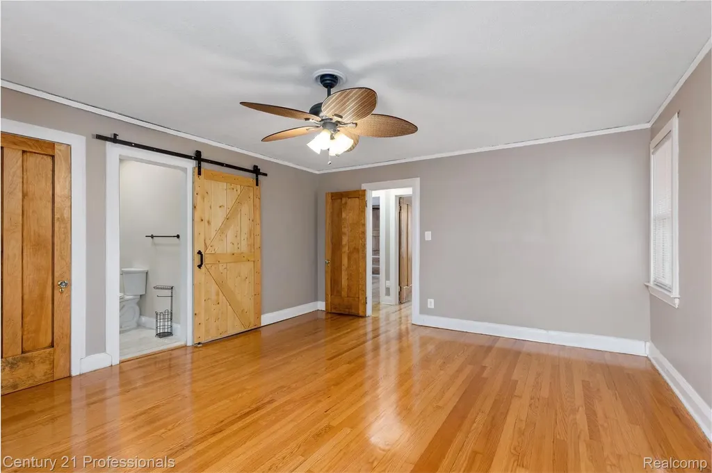 3322 Leslie Street Detroit City MI 48238