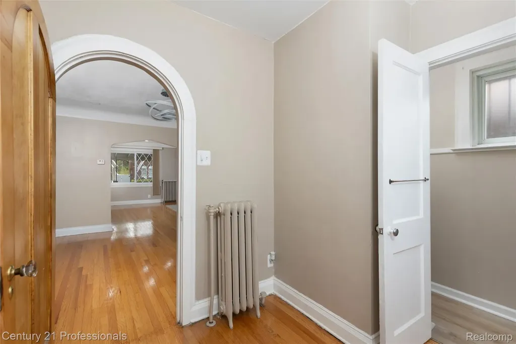 3322 Leslie Street Detroit City MI 48238