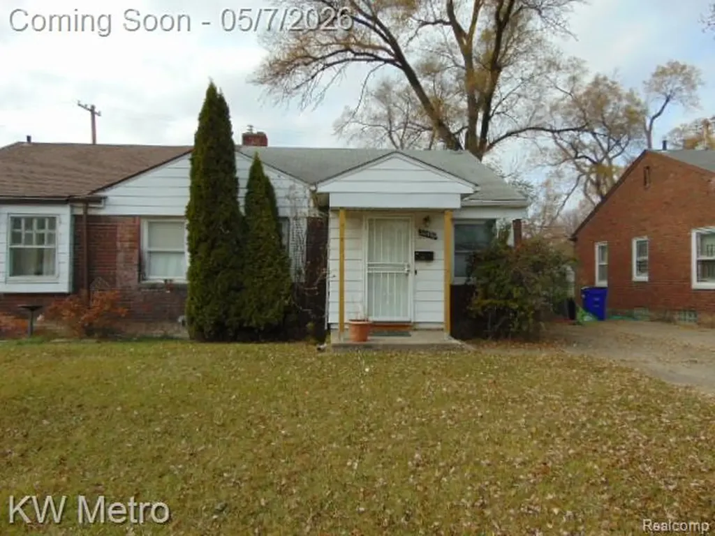 20495 Meyers Road Detroit City MI 48235