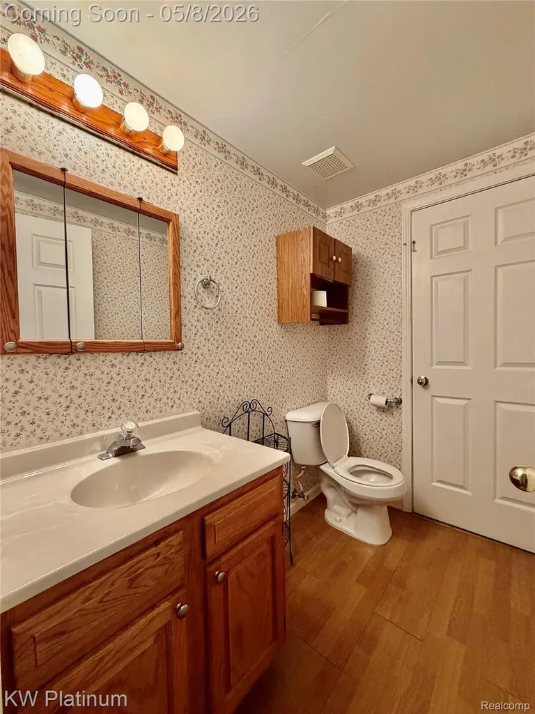 2616 21st Avenue Port Huron City MI 48060