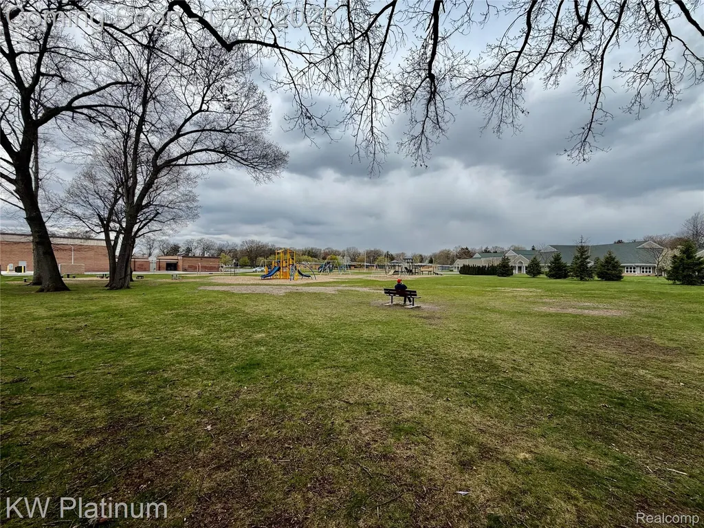 2616 21st Avenue Port Huron City MI 48060