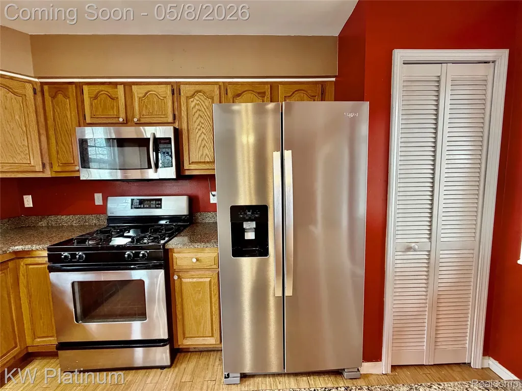 2616 21st Avenue Port Huron City MI 48060
