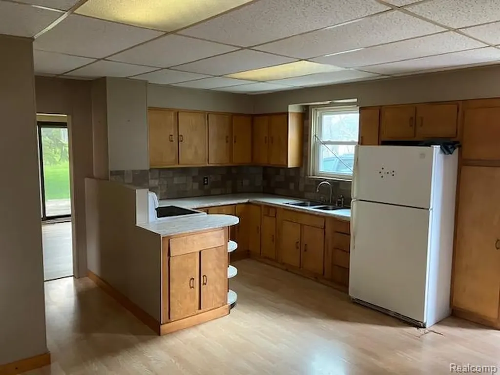 660 State Street Harbor Beach City MI 48441