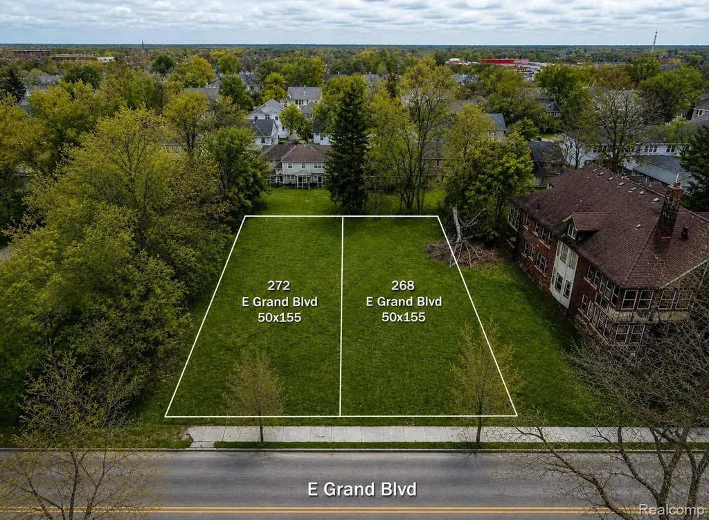 272 E Grand Boulevard Detroit City MI 48207