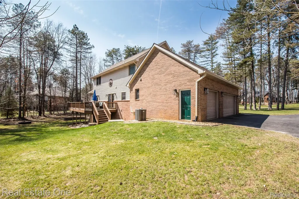 4387 Emu Drive Putnam Township MI 48169