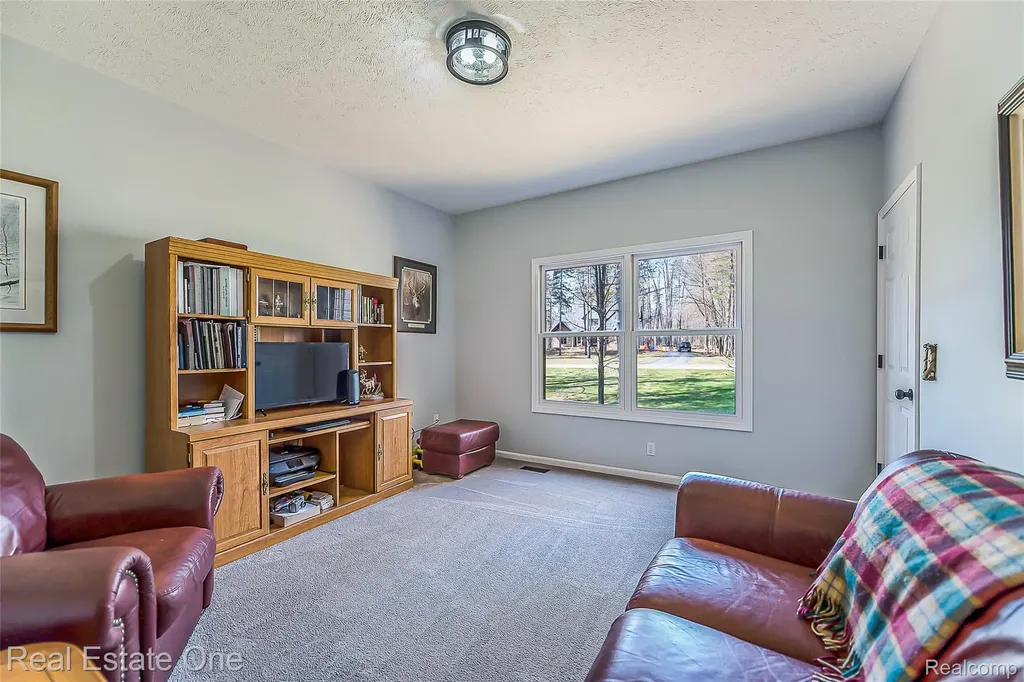 4387 Emu Drive Putnam Township MI 48169