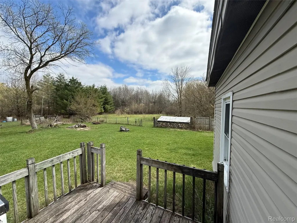 6392 20th Ave Avenue Sylvan Township MI 49679