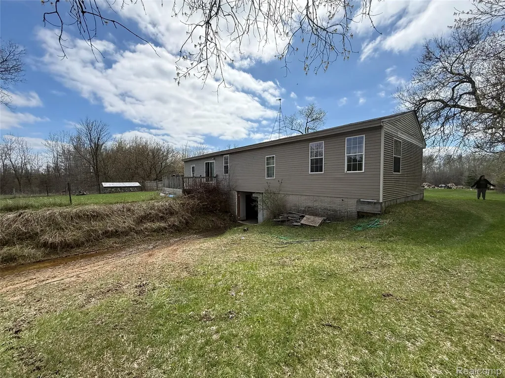 6392 20th Ave Avenue Sylvan Township MI 49679