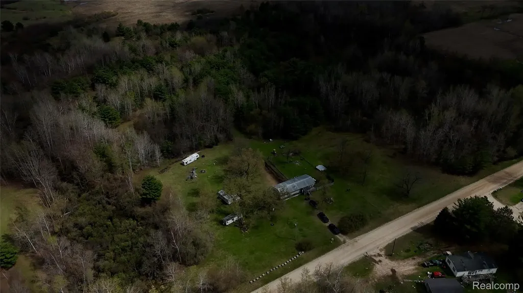 6392 20th Ave Avenue Sylvan Township MI 49679
