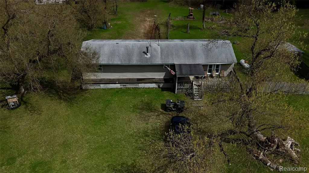 6392 20th Ave Avenue Sylvan Township MI 49679