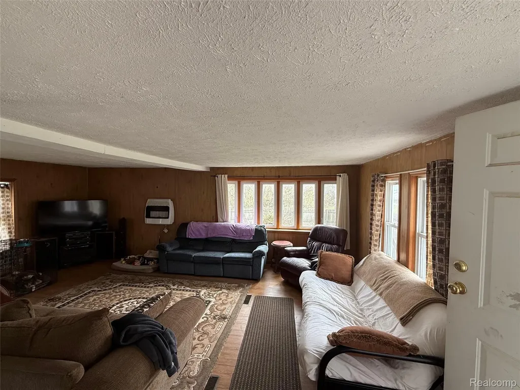 6392 20th Ave Avenue Sylvan Township MI 49679