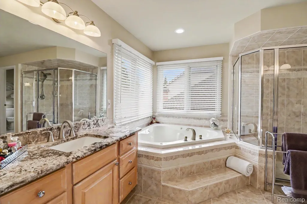 55397 Apple Lane Shelby Charter Township MI 48316