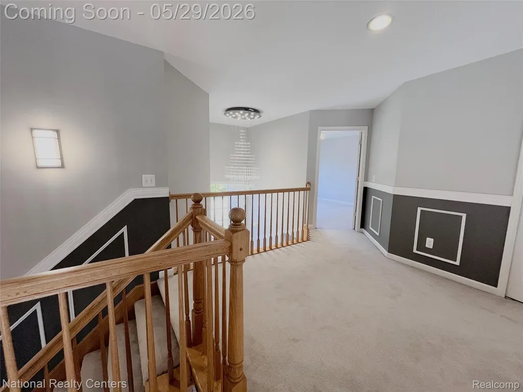 2056 Somerville Rochester Hills City MI 48307