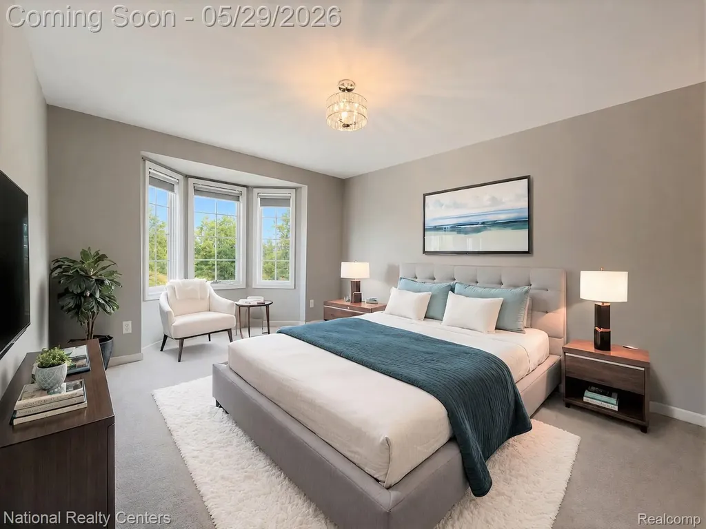 2056 Somerville Rochester Hills City MI 48307