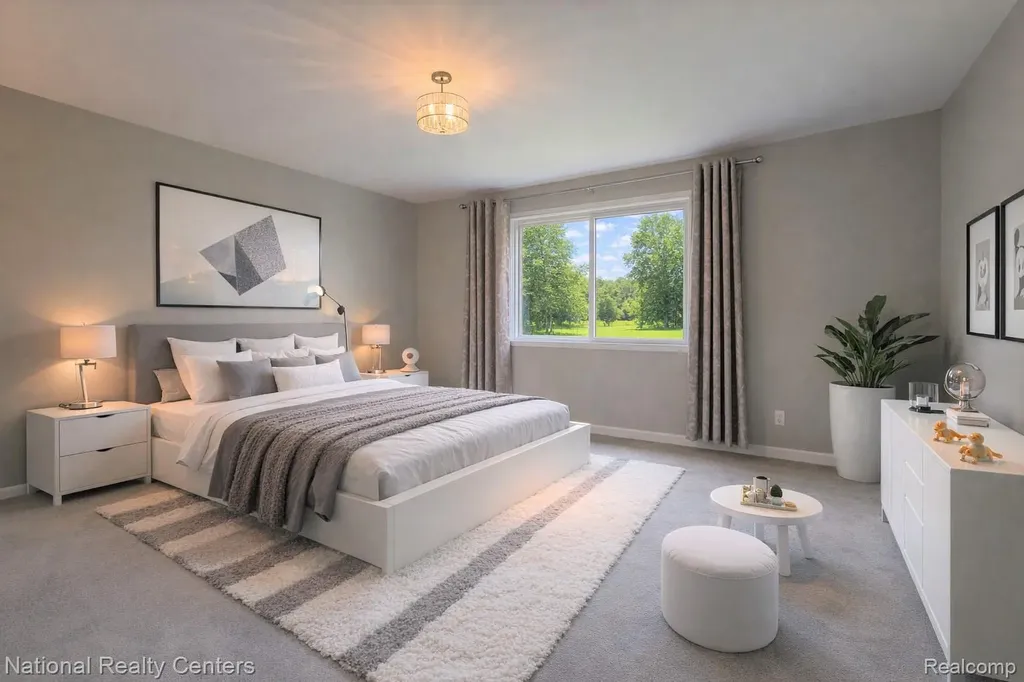 2056 Somerville Rochester Hills City MI 48307