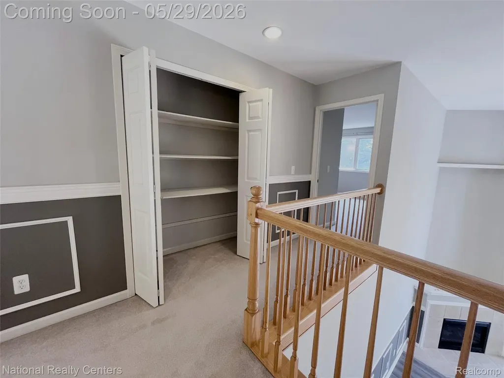 2056 Somerville Rochester Hills City MI 48307