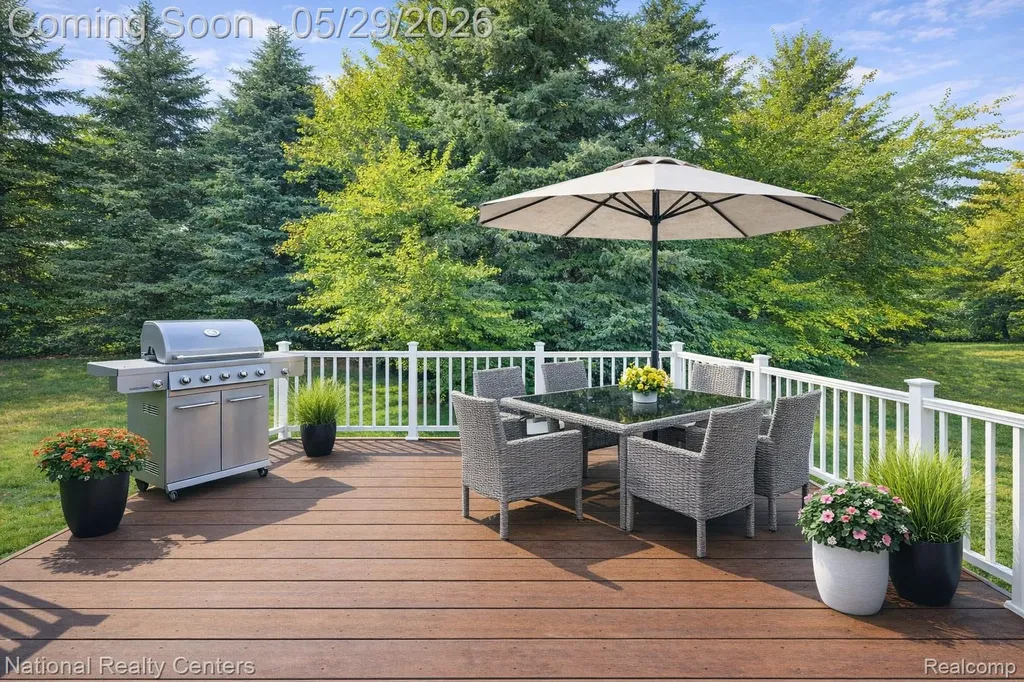 2056 Somerville Rochester Hills City MI 48307