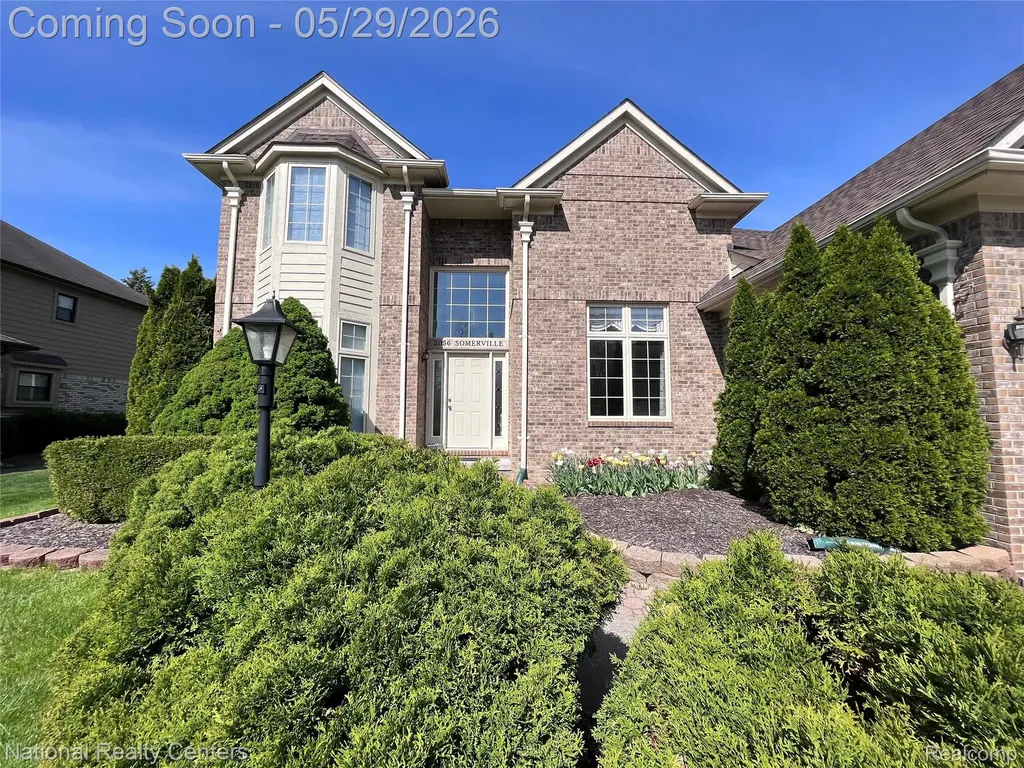 2056 Somerville Rochester Hills City MI 48307