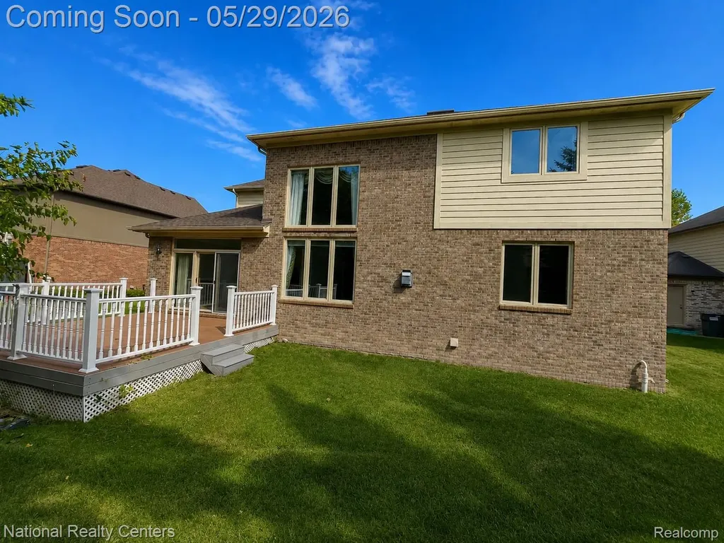 2056 Somerville Rochester Hills City MI 48307