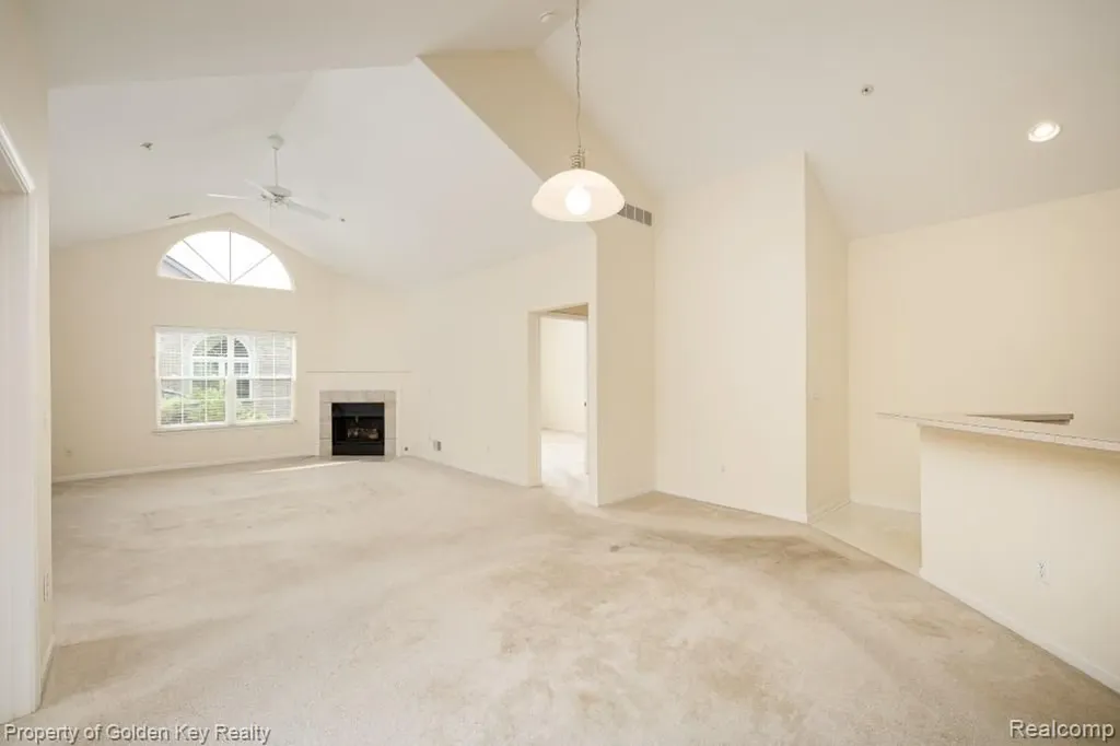 1160 Abbey Court Westland City MI 48185