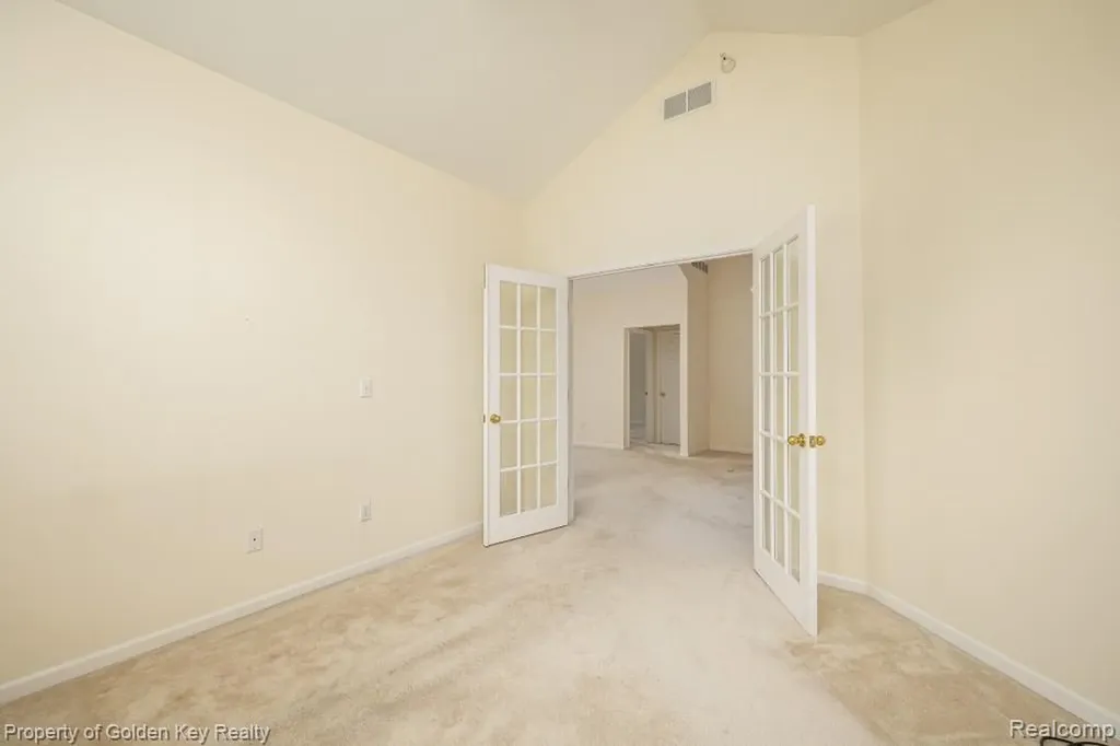 1160 Abbey Court Westland City MI 48185