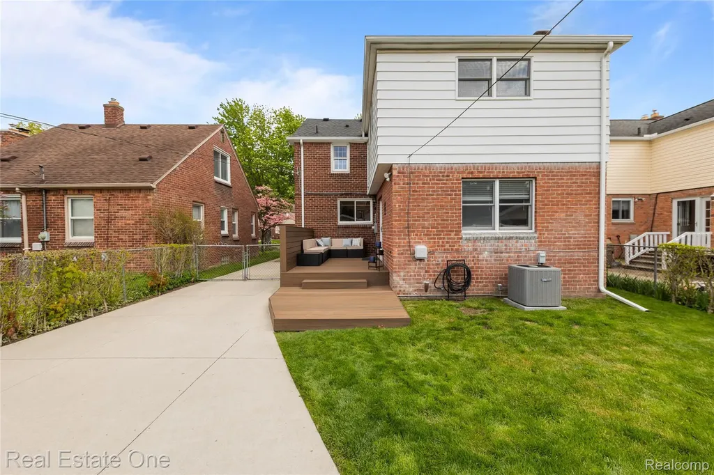 717 N Elizabeth Street Dearborn City MI 48128