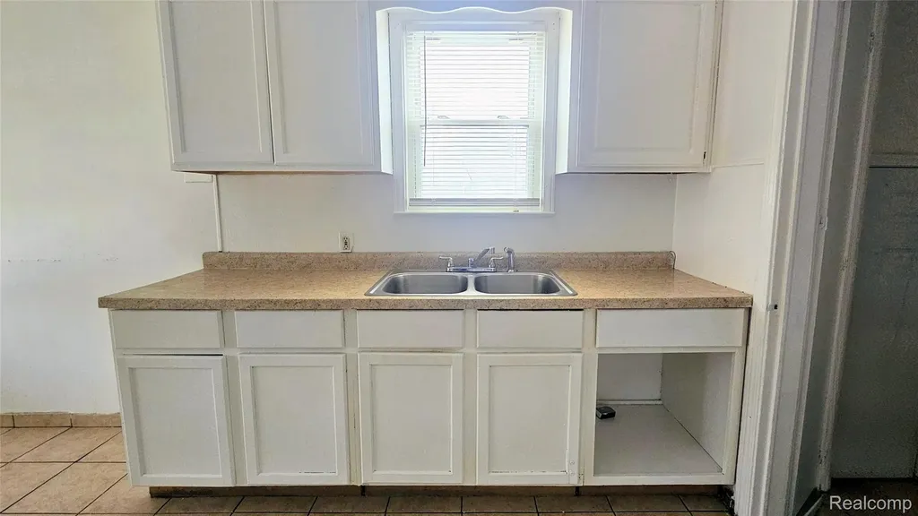19458 Keystone Street Detroit City MI 48234