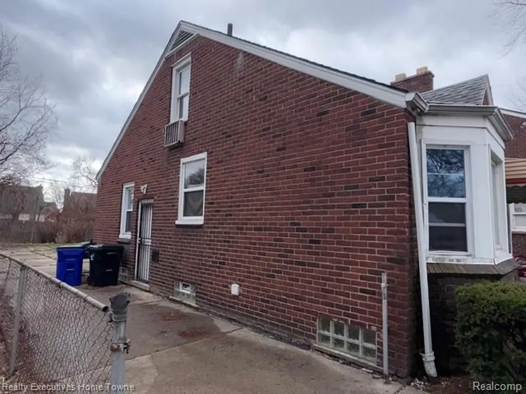 12566 Duchess Street Detroit City MI 48224