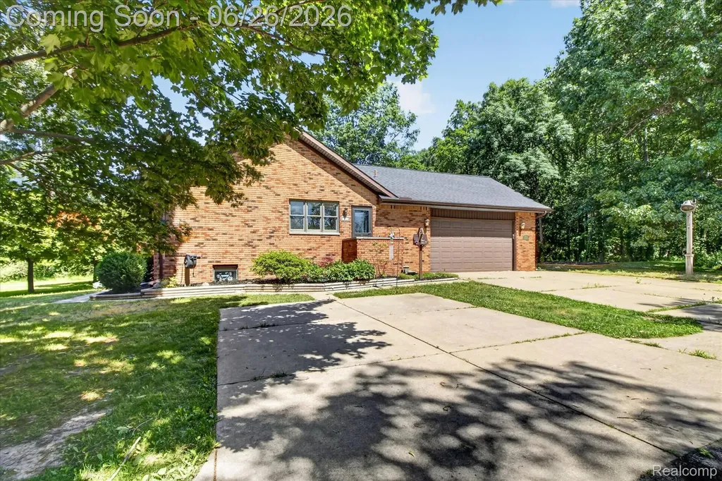 3150 N Otter Creek Road La Salle Township MI 48161
