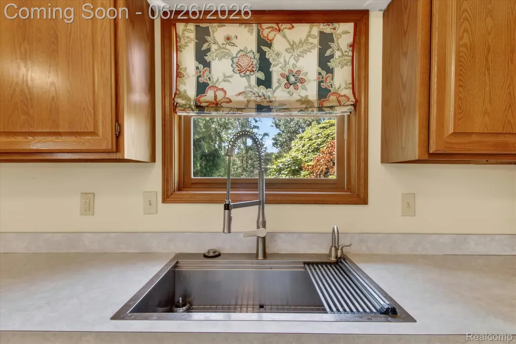 3150 N Otter Creek Road La Salle Township MI 48161