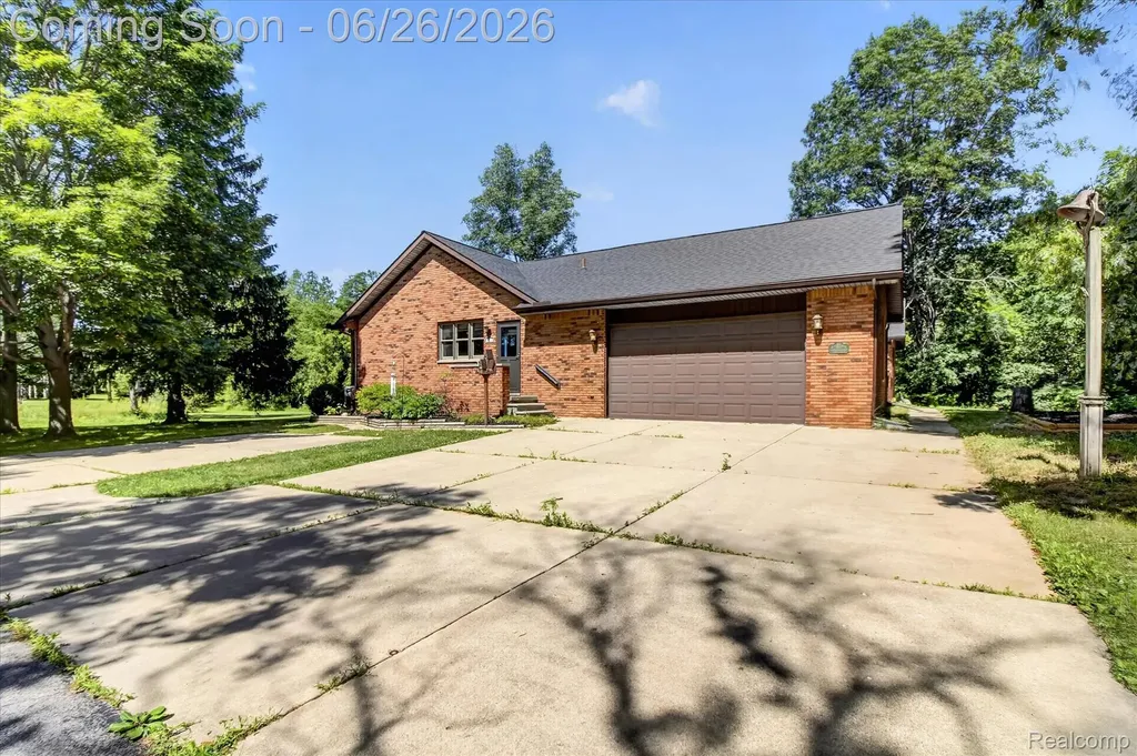 3150 N Otter Creek Road La Salle Township MI 48161