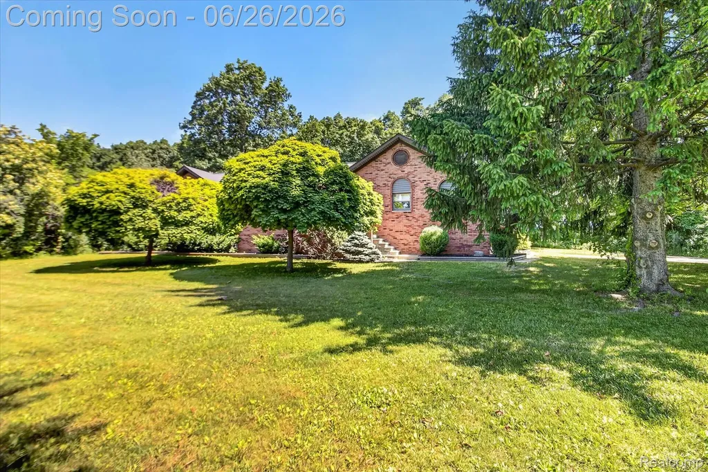 3150 N Otter Creek Road La Salle Township MI 48161