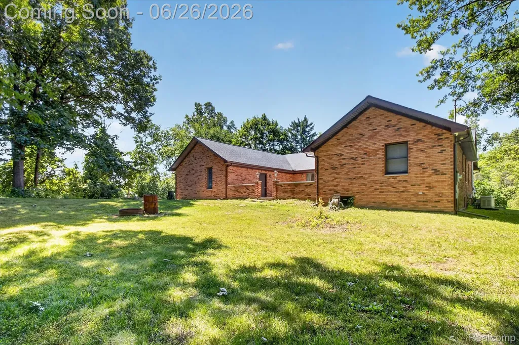3150 N Otter Creek Road La Salle Township MI 48161