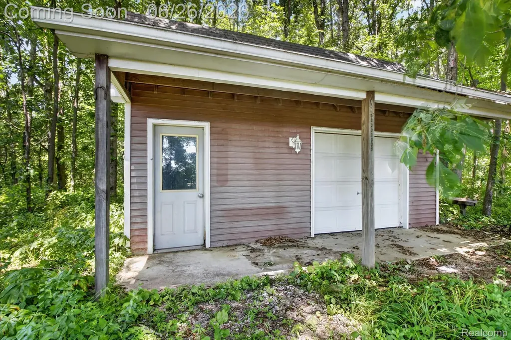 3150 N Otter Creek Road La Salle Township MI 48161
