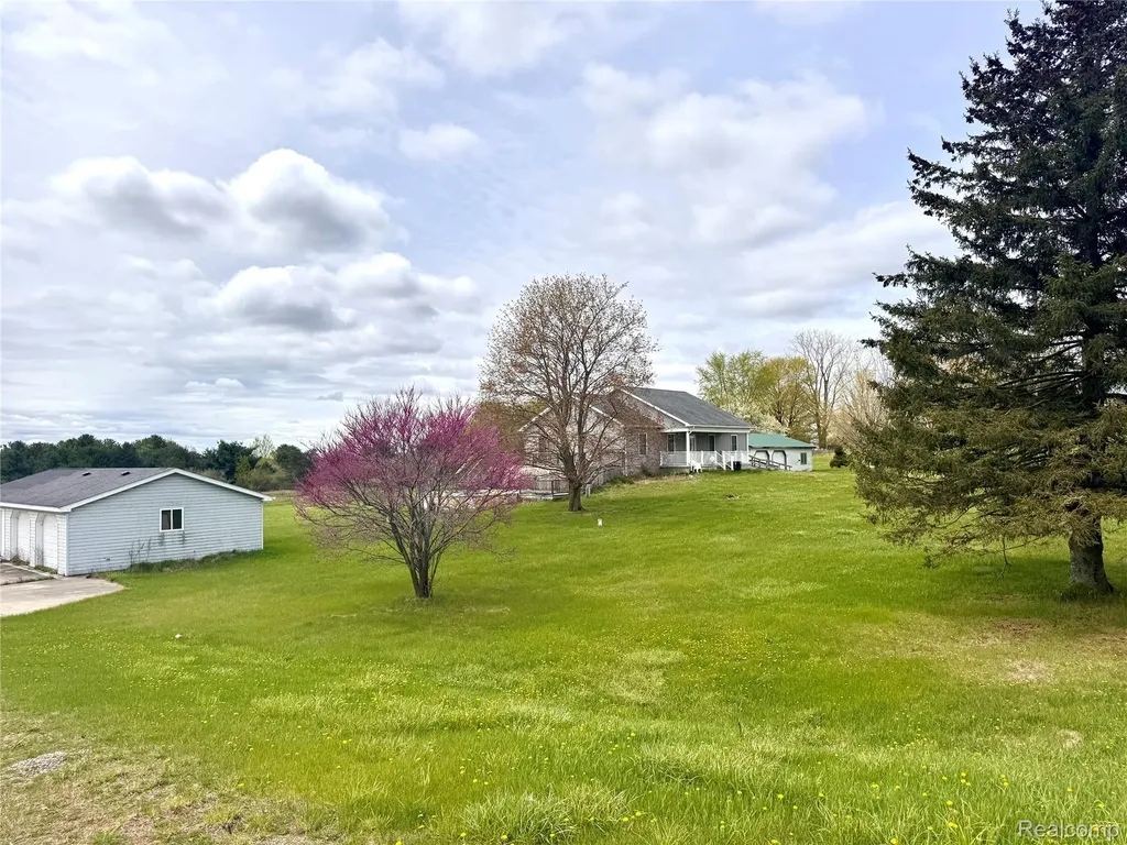 5070 Sanilac Road Koylton Township MI 48741