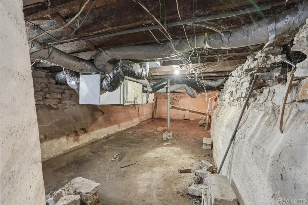26249 E Huron River Drive Flat Rock City MI 48134