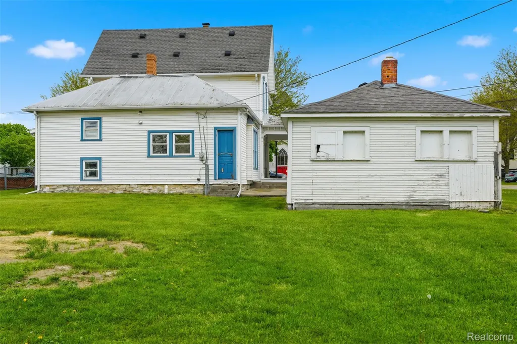 26249 E Huron River Drive Flat Rock City MI 48134