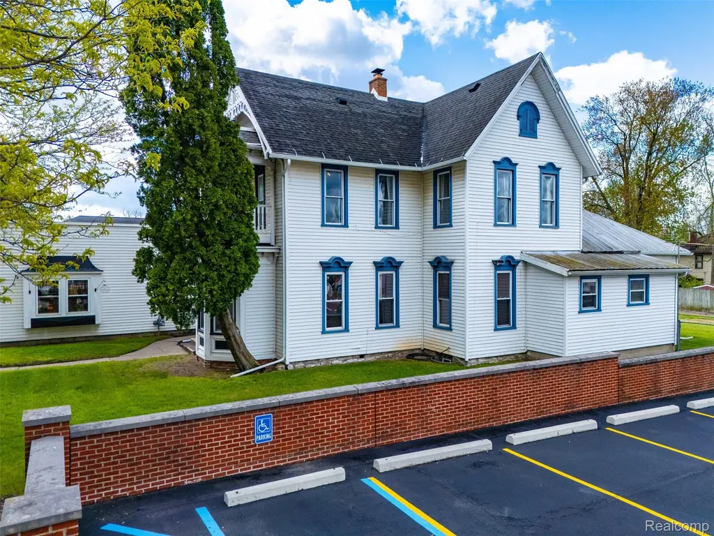 26249 E Huron River Drive Flat Rock City MI 48134