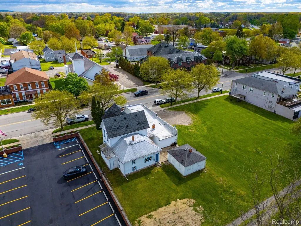 26249 E Huron River Drive Flat Rock City MI 48134