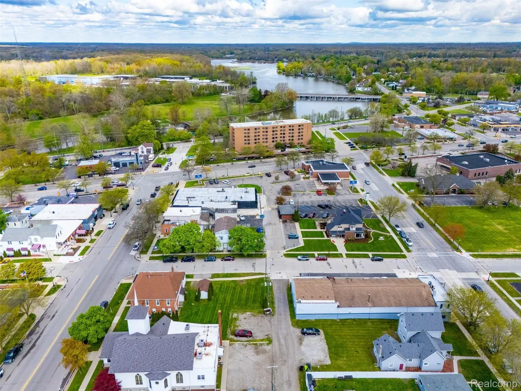 26249 E Huron River Drive Flat Rock City MI 48134