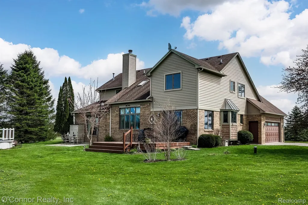 7978 Frith Road Columbus Township MI 48063